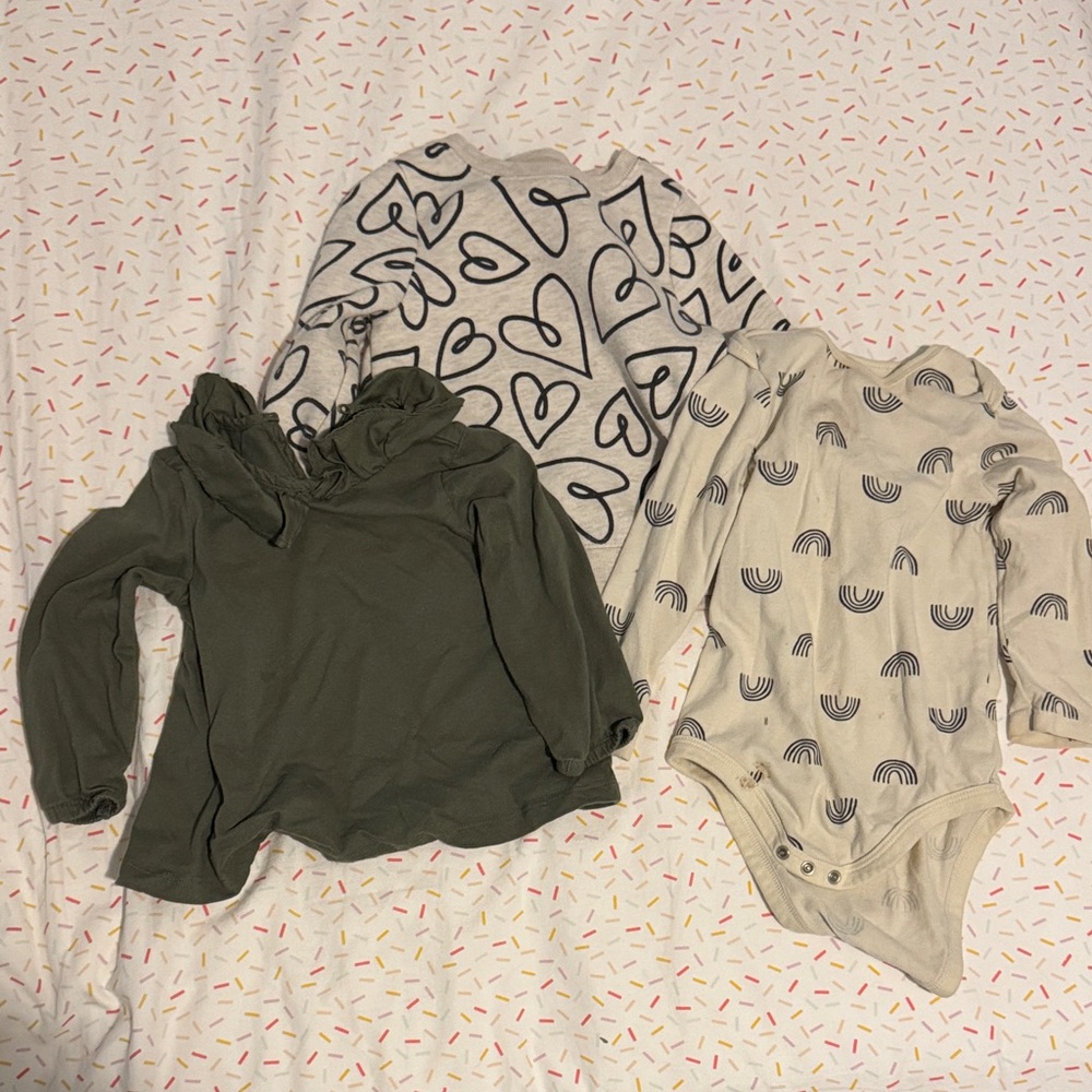 Kids Long Sleeve Shirt, sweatshirt, and Bodysuit Set - Green and Cream